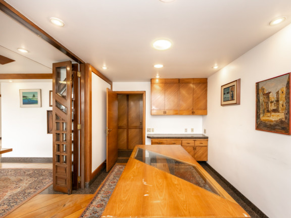 Imagem Apartamento com 3 Quartos à Venda, 217 m² em Jardim Europa - São Paulo Imagem Apartamento com 3 Quartos à Venda, 217 m² em Jardim Europa - São Paulo