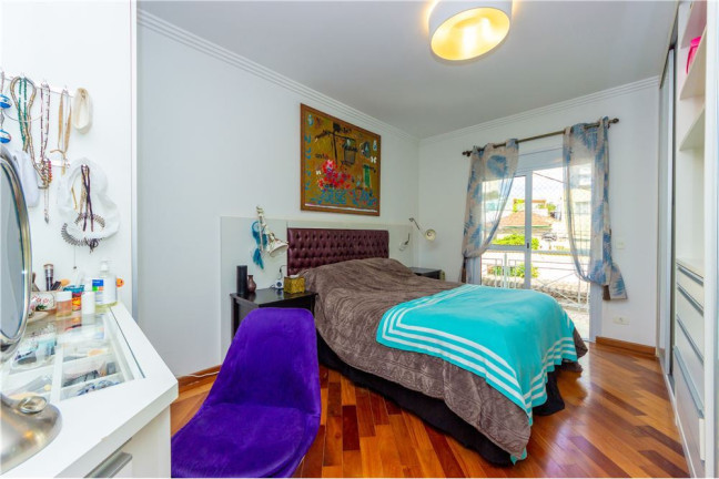 Imagem Casa com 4 Quartos à Venda, 169 m²