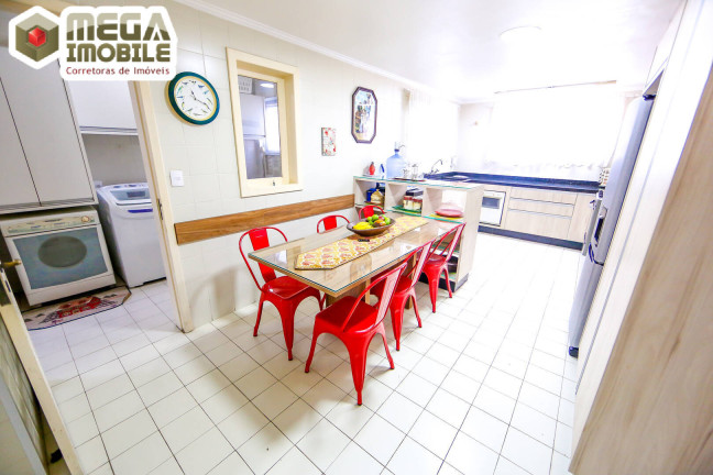 Imagem Apartamento com 4 Quartos à Venda, 370 m² em Trindade - Florianópolis Imagem Apartamento com 4 Quartos à Venda, 370 m² em Trindade - Florianópolis