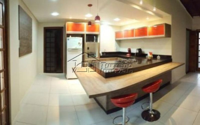 Imagem Casa com 5 Quartos à Venda, 300 m² em Vista Verde - São José Dos Campos Imagem Casa com 5 Quartos à Venda, 300 m² em Vista Verde - São José Dos Campos
