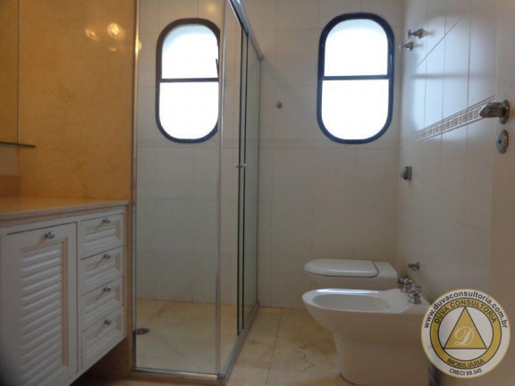 Imagem Apartamento com 3 Quartos à Venda, 217 m² em Centro - Guarujá