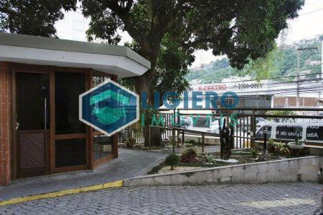 Imagem Apartamento com 2 Quartos à Venda,  em Santa Rosa - Niterói