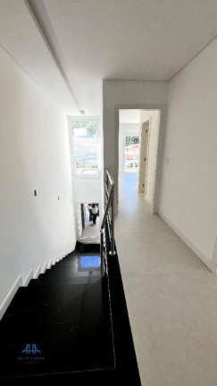 Imagem Casa com 3 Quartos à Venda, 199 m² em Santa Mônica - Florianópolis Imagem Casa com 3 Quartos à Venda, 199 m² em Santa Mônica - Florianópolis