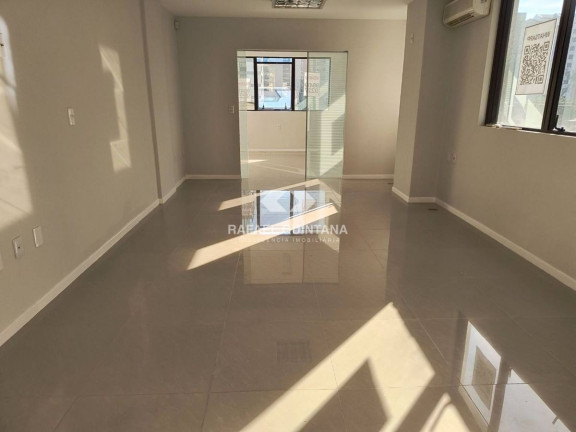 Ponto Comercial à Venda, 48 m² em Centro - Florianópolis