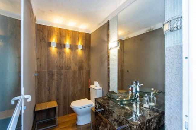 Imagem Casa com 5 Quartos à Venda,  em Pedra Redonda - Porto Alegre