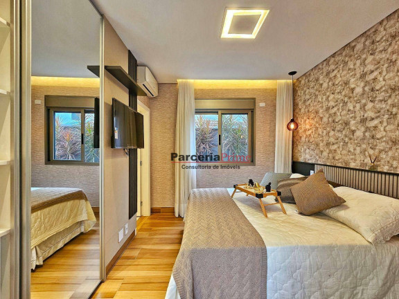Imagem Casa com 6 Quartos à Venda, 327 m² em Riviera Módulo 5 - Bertioga Imagem Casa com 6 Quartos à Venda, 327 m² em Riviera Módulo 5 - Bertioga