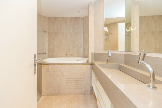 Imagem Apartamento com 3 Quartos à Venda, 172 m² em Moema - São Paulo Imagem Apartamento com 3 Quartos à Venda, 172 m² em Moema - São Paulo