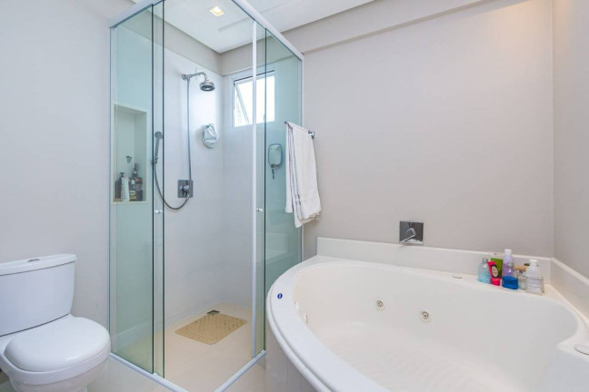 Imagem Cobertura com 3 Quartos à Venda, 222 m² em Pioneiros - Balneário Camboriú Imagem Cobertura com 3 Quartos à Venda, 222 m² em Pioneiros - Balneário Camboriú