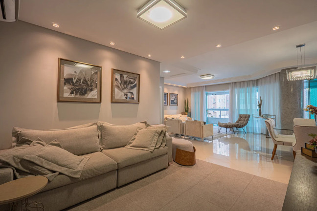 Imagem Apartamento com 4 Quartos à Venda, 195 m² em Meia Praia - Itapema Imagem Apartamento com 4 Quartos à Venda, 195 m² em Meia Praia - Itapema
