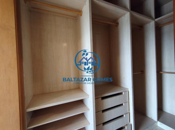 Imagem Casa com 4 Quartos à Venda, 250 m² em Centro - Suzano Imagem Casa com 4 Quartos à Venda, 250 m² em Centro - Suzano