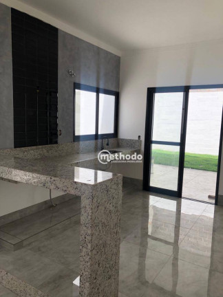 Imagem Casa com 3 Quartos à Venda, 140 m² em Alto Umuarama - Uberlândia Imagem Casa com 3 Quartos à Venda, 140 m² em Alto Umuarama - Uberlândia