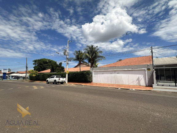 Imagem Casa com 4 Quartos à Venda ou Locação, 361 m² em Vila Célia - Campo Grande Imagem Casa com 4 Quartos à Venda ou Locação, 361 m² em Vila Célia - Campo Grande