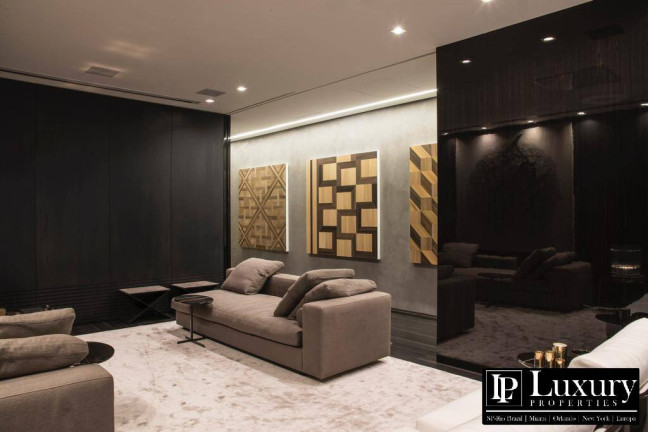 Imagem Apartamento com 3 Quartos à Venda, 556 m² em Itaim Bibi - São Paulo Imagem Apartamento com 3 Quartos à Venda, 556 m² em Itaim Bibi - São Paulo