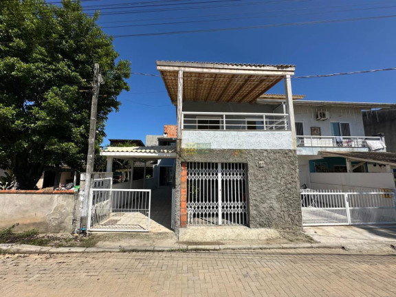 Casa com 3 Quartos à Venda, 150 m² em Vila Nova - Porto Belo