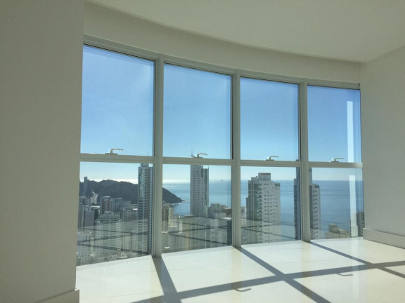 Imagem Apartamento com 3 Quartos à Venda, 170 m² em Centro - Balneário Camboriú