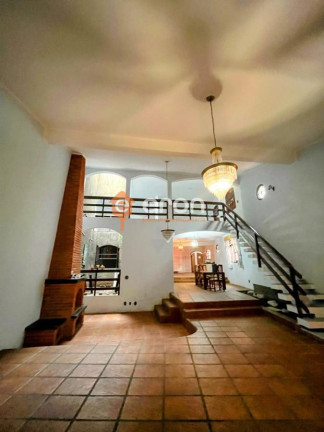 Imagem Casa com 3 Quartos à Venda, 261 m² Imagem Casa com 3 Quartos à Venda, 261 m²