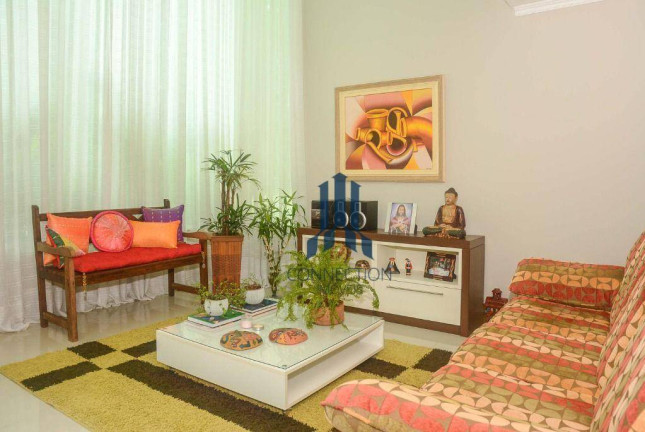 Imagem Casa com 3 Quartos à Venda, 379 m² em Santa Felicidade - Curitiba Imagem Casa com 3 Quartos à Venda, 379 m² em Santa Felicidade - Curitiba