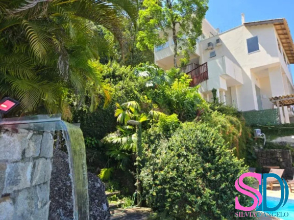 Imagem Casa com 12 Quartos à Venda, 1.500 m² em Praia Grande - Ubatuba Imagem Casa com 12 Quartos à Venda, 1.500 m² em Praia Grande - Ubatuba