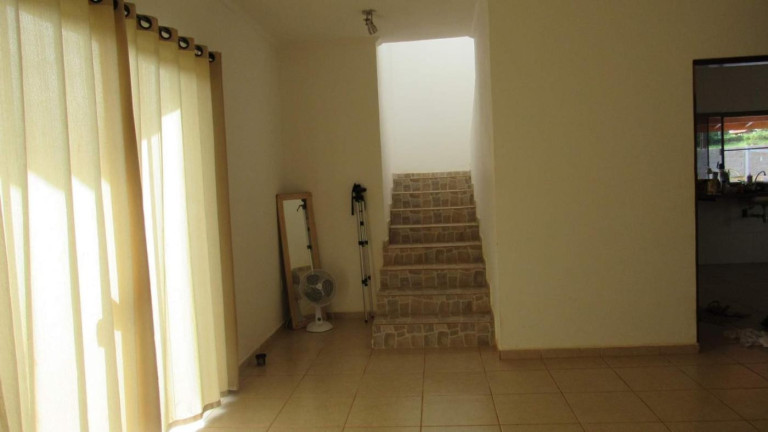 Imagem Casa com 2 Quartos à Venda, 229 m² em Estribo - Avaré