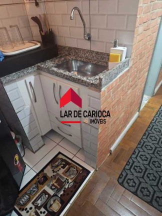 Imagem Imóvel com 1 Quarto à Venda, 23 m² em Copacabana - Rio De Janeiro Imagem Imóvel com 1 Quarto à Venda, 23 m² em Copacabana - Rio De Janeiro