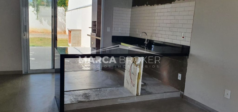 Imagem Casa com 3 Quartos à Venda, 325 m² em Jardim São Luiz - Valinhos