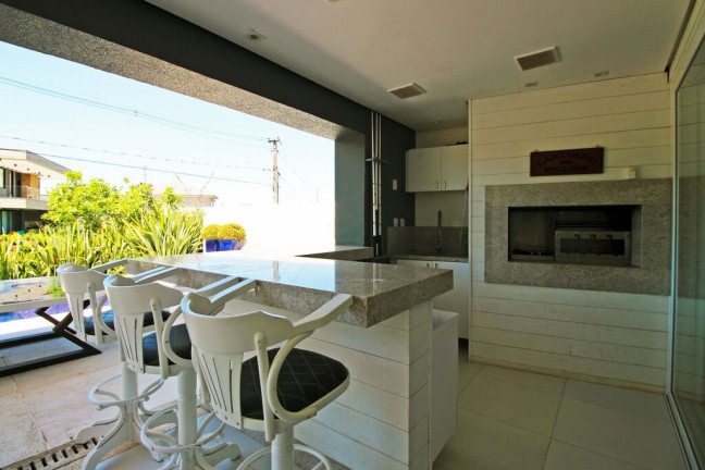 Imagem Casa de Condomínio com 4 Quartos à Venda, 341 m² em Vila Nova - Porto Alegre Imagem Casa de Condomínio com 4 Quartos à Venda, 341 m² em Vila Nova - Porto Alegre