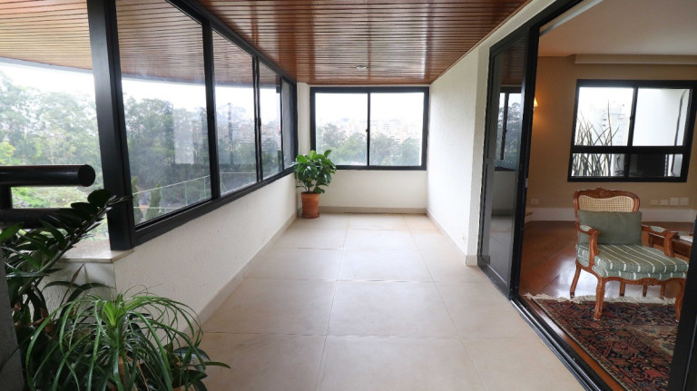 Imagem Apartamento com 4 Quartos à Venda, 234 m² em Paraíso Do Morumbi - São Paulo