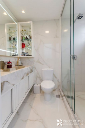 Imagem Casa com 2 Quartos à Venda, 120 m² em Vila Nova - Porto Alegre Imagem Casa com 2 Quartos à Venda, 120 m² em Vila Nova - Porto Alegre