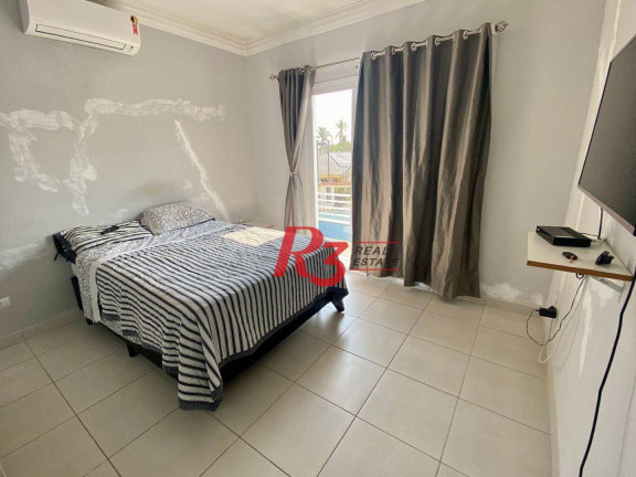 Imagem Sobrado com 4 Quartos à Venda, 173 m² em Solemar - Praia Grande Imagem Sobrado com 4 Quartos à Venda, 173 m² em Solemar - Praia Grande