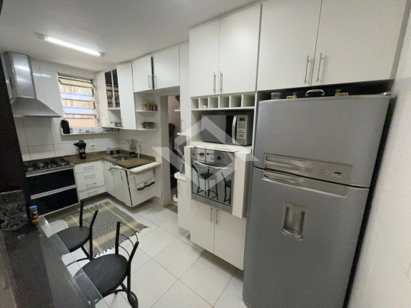 Imagem Apartamento com 2 Quartos à Venda, 70 m² em Copacabana - Rio De Janeiro Imagem Apartamento com 2 Quartos à Venda, 70 m² em Copacabana - Rio De Janeiro