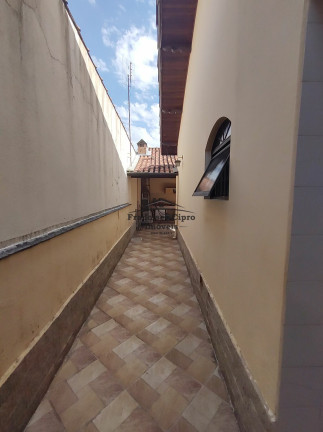 Imagem Casa com 3 Quartos à Venda, 120 m² em Parque Das Arvores - Guaratinguetá Imagem Casa com 3 Quartos à Venda, 120 m² em Parque Das Arvores - Guaratinguetá