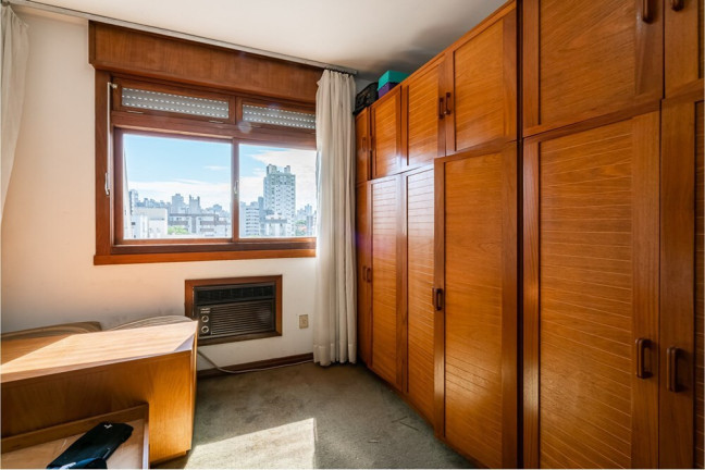 Imagem Apartamento com 4 Quartos à Venda, 232 m² em Petrópolis - Porto Alegre Imagem Apartamento com 4 Quartos à Venda, 232 m² em Petrópolis - Porto Alegre