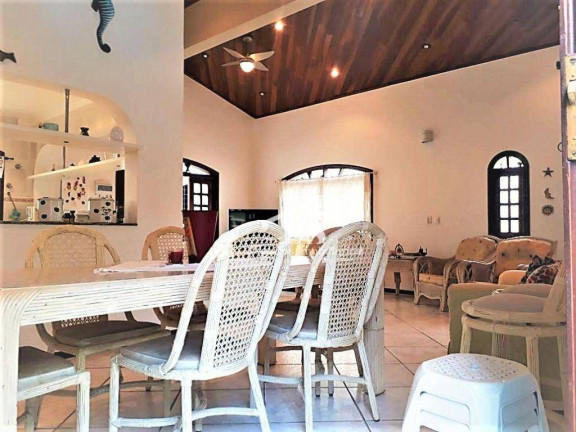 Imagem Casa com 5 Quartos para Temporada, 250 m² em Riviera De São Lourenço - Bertioga Imagem Casa com 5 Quartos para Temporada, 250 m² em Riviera De São Lourenço - Bertioga