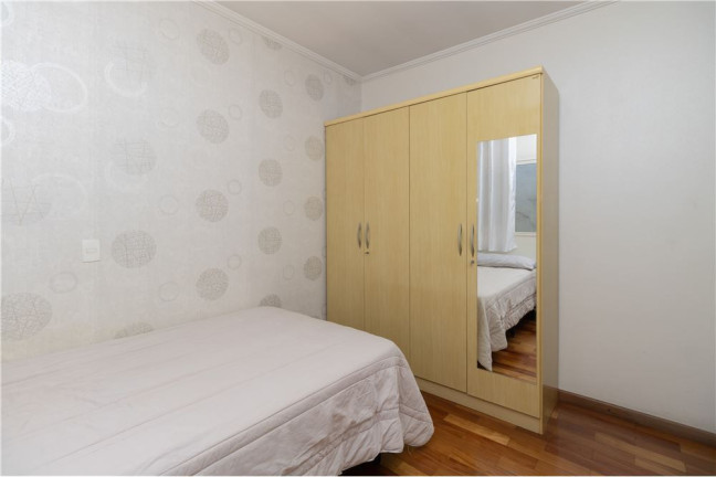 Imagem Casa com 3 Quartos à Venda, em Parque Renato Maia - Guarulhos Imagem Casa com 3 Quartos à Venda, em Parque Renato Maia - Guarulhos