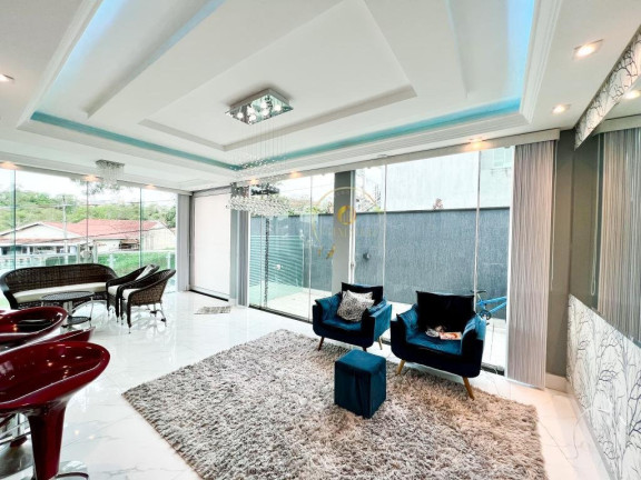 Imagem Casa com 3 Quartos à Venda, 300 m² em Parque Residencial Itapeti - Mogi Das Cruzes Imagem Casa com 3 Quartos à Venda, 300 m² em Parque Residencial Itapeti - Mogi Das Cruzes
