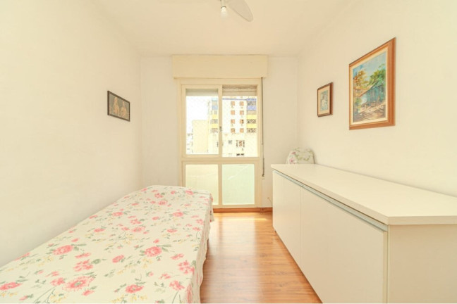 Imagem Apartamento com 2 Quartos à Venda, 74 m² em Passo Da Areia - Porto Alegre Imagem Apartamento com 2 Quartos à Venda, 74 m² em Passo Da Areia - Porto Alegre