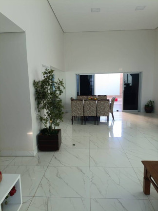 Imagem Casa com 4 Quartos à Venda, 400 m² em Setor Habitacional Vicente Pires - Brasília
