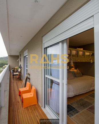 Imagem Apartamento com 3 Quartos à Venda, 223 m² em Atiradores - Joinville