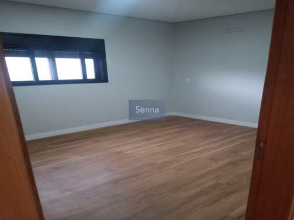 Imagem Casa com 4 Quartos à Venda,  em Medeiros - Jundiaí