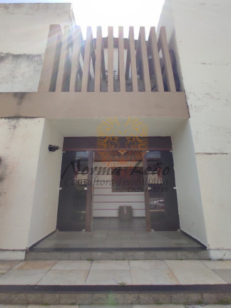 Imagem Casa com 4 Quartos à Venda, 260 m² em Treze De Julho - Aracaju Imagem Casa com 4 Quartos à Venda, 260 m² em Treze De Julho - Aracaju