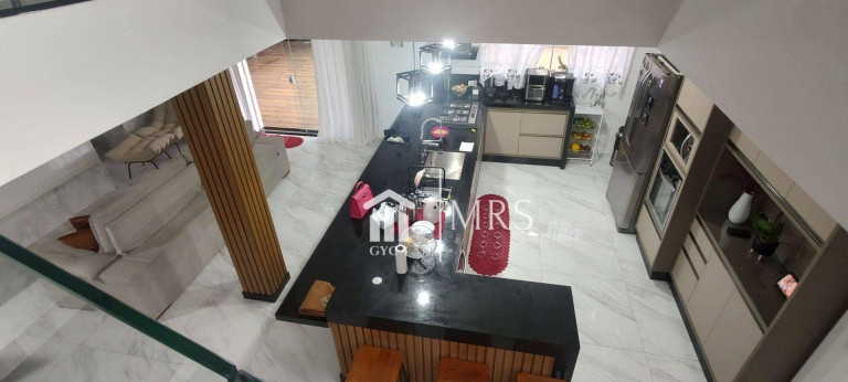 Imóvel com 5 Quartos à Venda, 630 m² em Caraguatá - Mairiporã