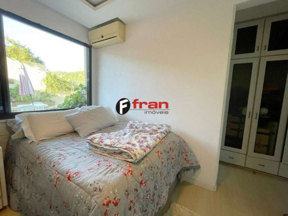 Imagem Casa com 4 Quartos à Venda, 306 m² em Córrego Grande - Florianópolis