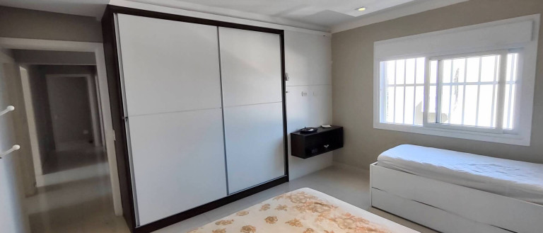 Imagem Sobrado com 7 Quartos à Venda, 400 m² em Enseada - Guarujá