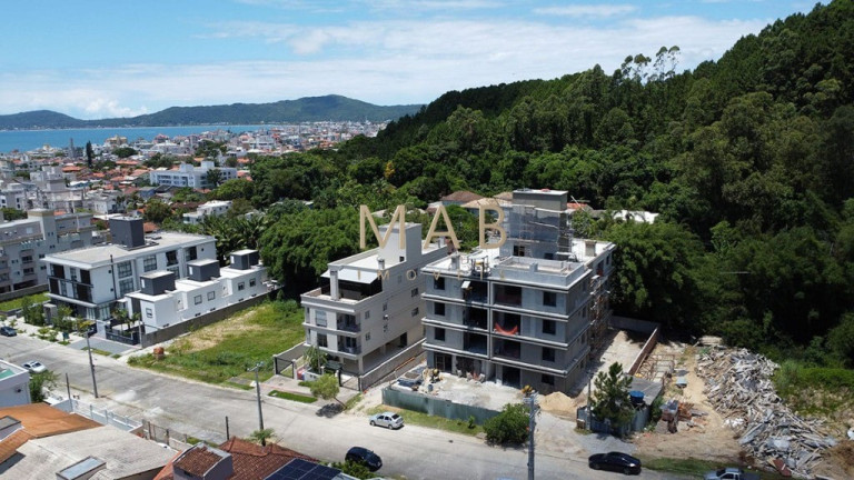 Imagem Imóvel com 2 Quartos à Venda, 67 m² em Canasvieiras - Florianópolis