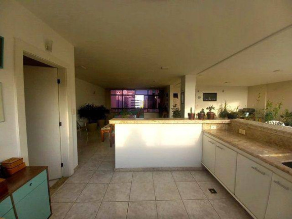 Imagem Imóvel com 4 Quartos à Venda, 387 m² em Pituba - Salvador