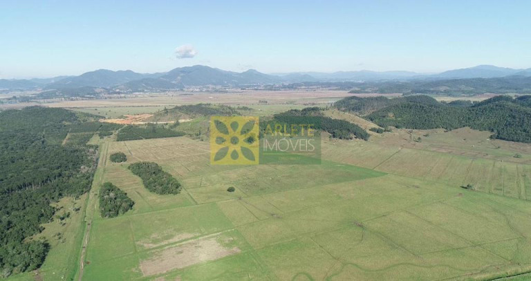 Imagem Terreno à Venda, 250 m² em Areias - Tijucas Imagem Terreno à Venda, 250 m² em Areias - Tijucas