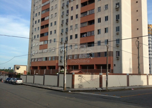 Apartamento com 3 Quartos à Venda, 91 m² em Jóquei Clube - Fortaleza