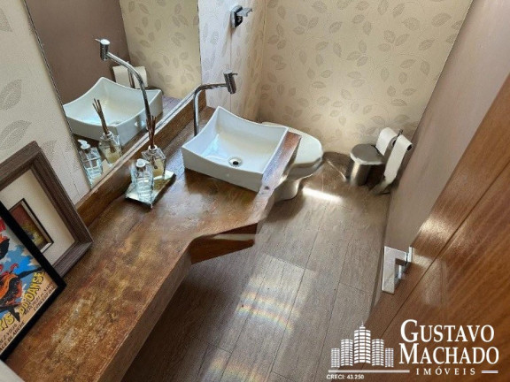 Imagem Casa com 3 Quartos à Venda, 235 m² em Morada Da Colina - Volta Redonda Imagem Casa com 3 Quartos à Venda, 235 m² em Morada Da Colina - Volta Redonda