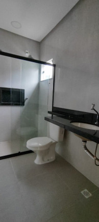 Imagem Casa com 3 Quartos à Venda, 190 m² em Ponta Negra - Manaus Imagem Casa com 3 Quartos à Venda, 190 m² em Ponta Negra - Manaus