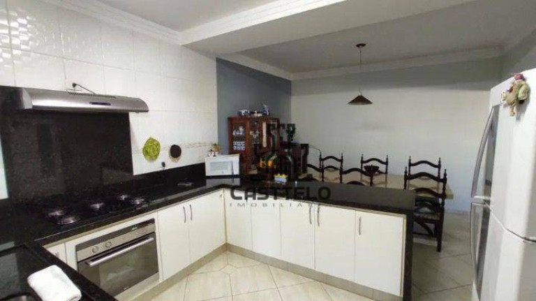 Imagem Casa com 3 Quartos à Venda, 160 m² em Jardim Do Leste - Londrina Imagem Casa com 3 Quartos à Venda, 160 m² em Jardim Do Leste - Londrina